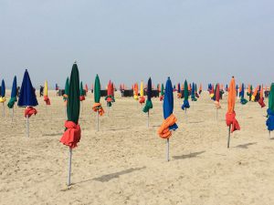 Beach, Deauville © nick robin / unsplash