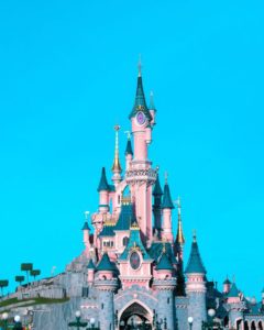 Disneyland © Luca Baini / unsplash